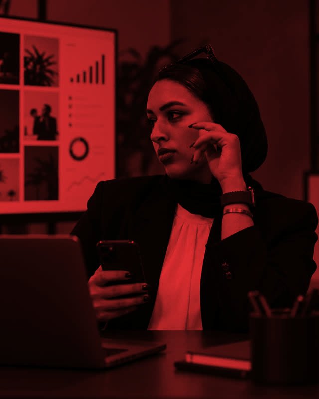 Aya Haddad, Community manager chez 2MAG