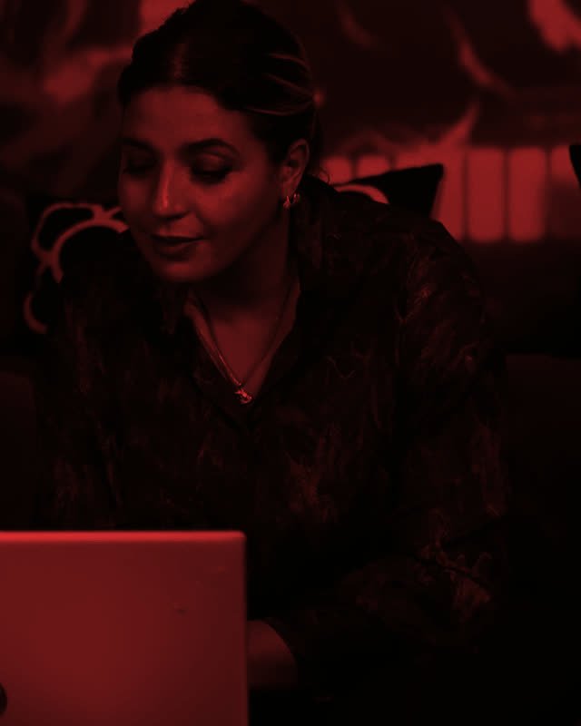 Sara Chanaa, Responsable administrative chez 2MAG